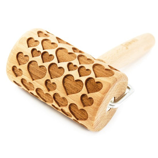 Mini rouleau à pâtisserie gravé - motif coeurs