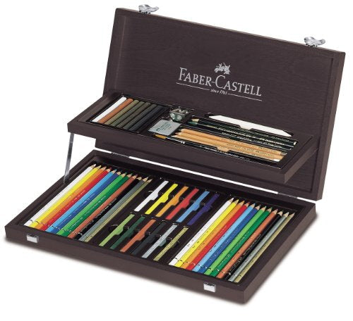Set of 54 fine art accessories