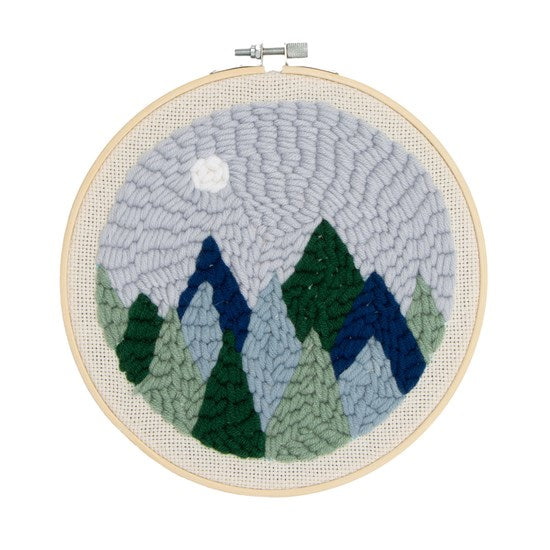 Ens. broderie au poinçon montagnes