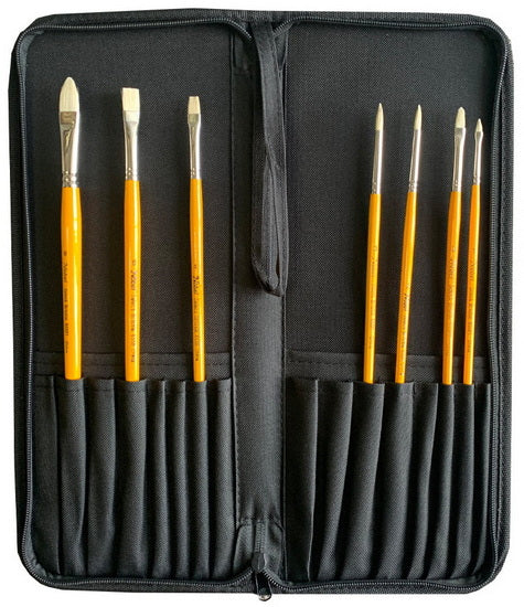Case brushes stiff black