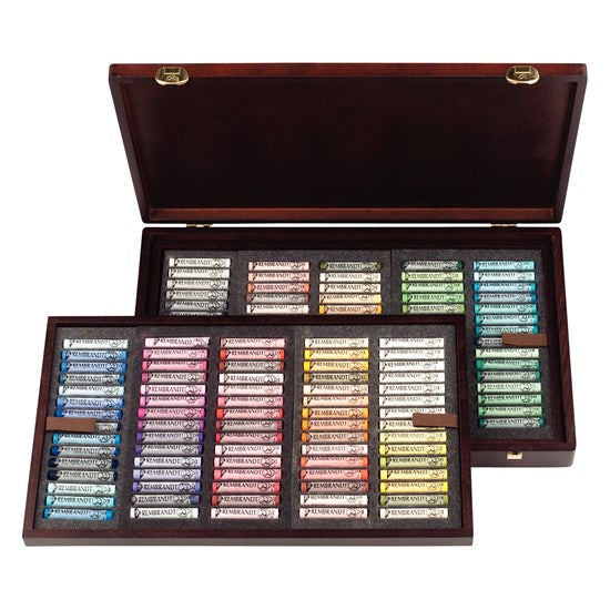 Ens. 150 demi-pastels tendres -coffret maître