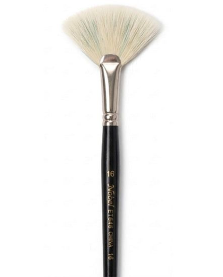 Fan paintbrush with white bristles - #16