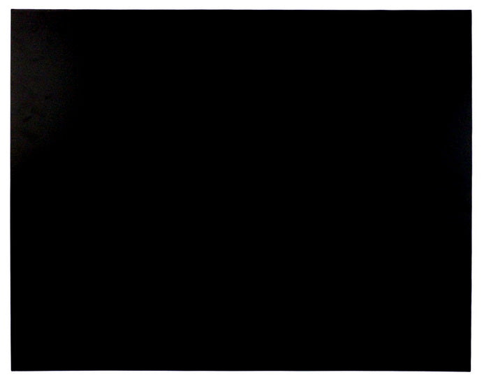 Fluted plastic - black - 24x30 in
