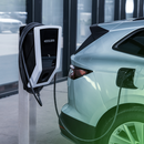 Heidelberg connect.business (11 kW) beim Laden eines E-Autos | Einfach E-Auto